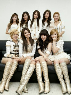 SNSD (少女時代)