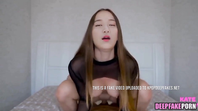 현진 이달의 소녀 가짜 포르노 Face swap HyunJin bouncing on cock [deepfake porn]