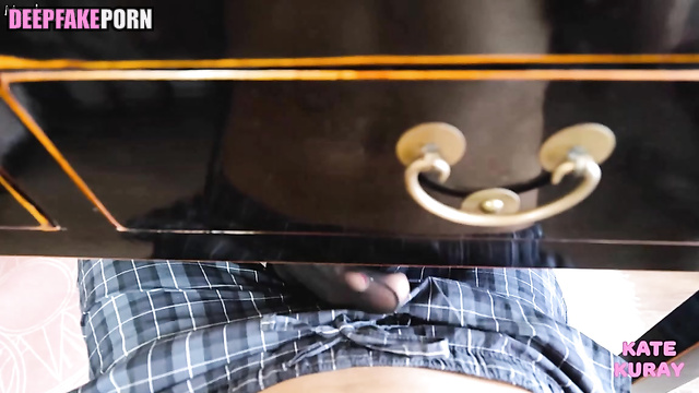 Mina gives a beautiful handjob with her sexy legs セックスシーントゥワイス [PREMIUM]