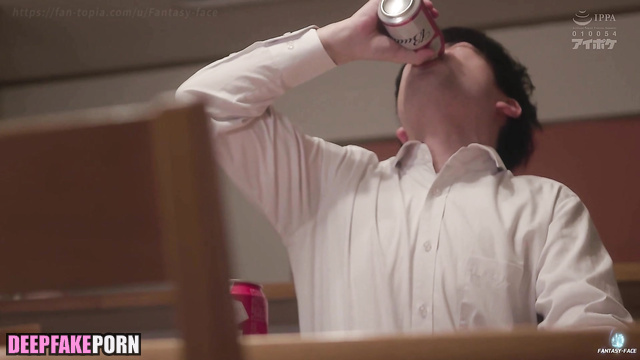 Yang Mi sucked off the producer in his office (深度伪造 杨幂) [PREMIUM]