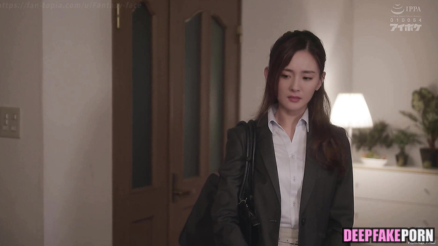 Yang Mi sucked off the producer in his office (深度伪造 杨幂) [PREMIUM]