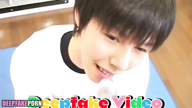AI Renjun NCT took his first cock in his mouth | 딥페이크 런쥔 엔시티