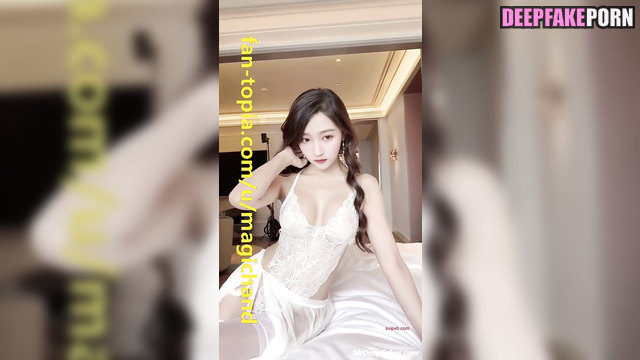 Guan Xiaotong in a very sexy dress (深度换脸 关晓彤)