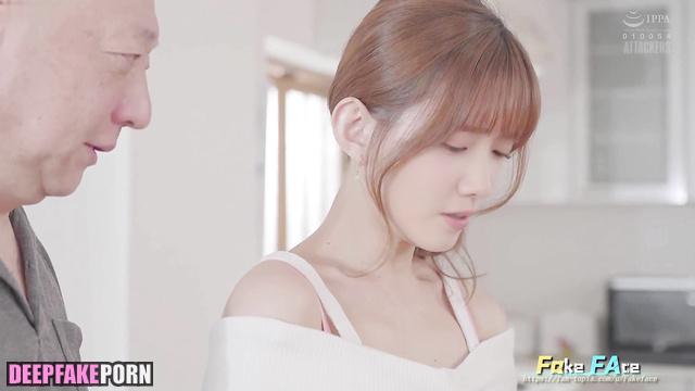 Wet pussy Yoona SNSD needs a juicy cock (セックスシーン 少女時代) [PREMIUM]