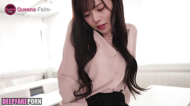 Asuka Saito plays with a sex toy in the toilet (アダルト 齋藤 飛鳥 乃木坂46) [PREMIUM]