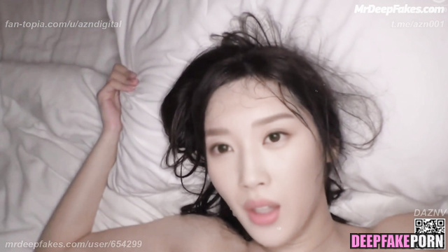 Fake Moon Ga-young got sperm in mouth // 문가영 얼굴 교환