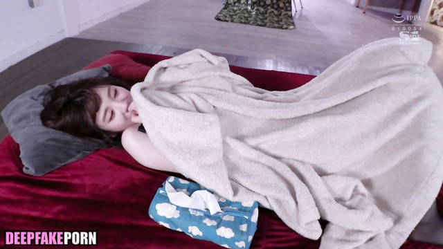 Fake Yuqi took part in foursome fuck - 송우기 얼굴 교환 [PREMIUM]