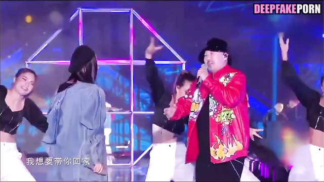 Yang Mi in deepfake video - hot pov fuck (pmv) / 杨幂 假应用程序 [PREMIUM]