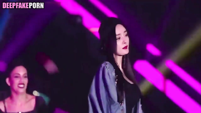 Yang Mi in deepfake video - hot pov fuck (pmv) / 杨幂 假应用程序 [PREMIUM]