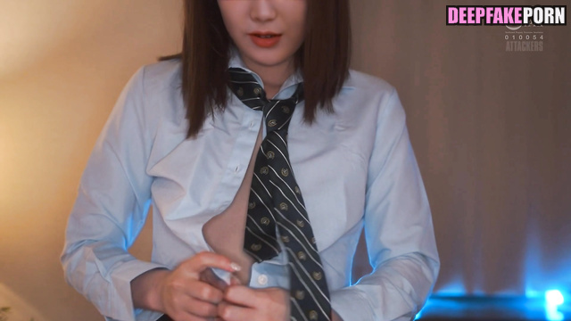 Pretty Cho Yi-hyun sucked old man's cock, ai - 조이현 진짜 가짜 [PREMIUM]