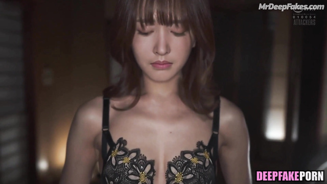 Two ugly old farts fucked her - fake Zhang Tian'ai / 张天爱 性爱场面