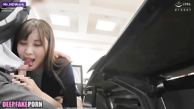 少女時代 Seohyun creates hot ポルノ porn right during work conference SNSD