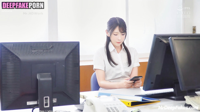 Taeyeon, SNSD celebrity sex at the office (少女時代 セックステープ)