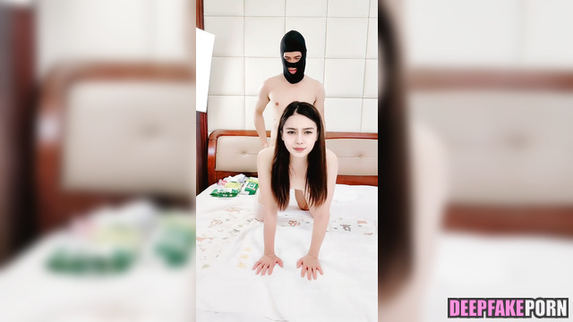 A guy in a balaclava stuck his tongue in Angelababy's pussy (楊穎 深度伪造) [PREMIUM]