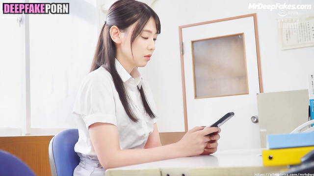 아이린 Irene can't hold her passion in sex in office 레드벨벳 Red Velvet 섹스