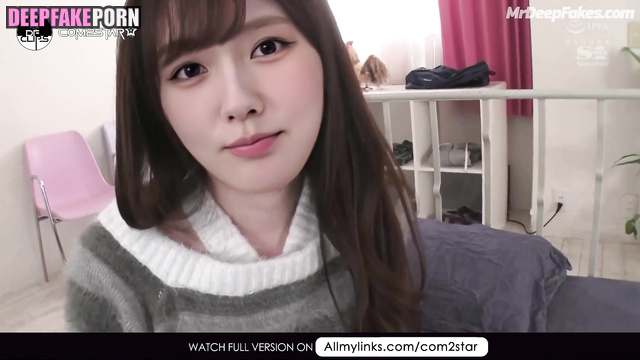 Sexy Miyeon 조미연 woke up his big friend (여자)아이들 (G)I-DLE 성인 adult