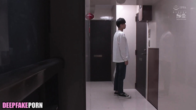 Blowjob with bandage on her eyes, Heidi Lee pov ai scenes 李靜儀 真假 [PREMIUM]