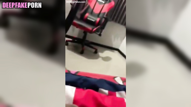 Big boobs of Adzana Shaliha are perfectly shaking アザナ JKT48 人工知能 AI