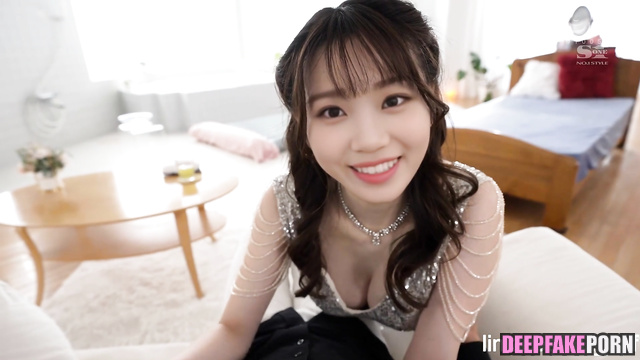 Our date with Chaewon turned out to be sex adventure アイズワン IZ*ONE 性別