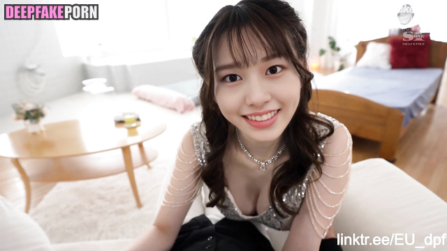 Sexy Yujin sucking cock in luxury dress - real fake / アイズワン セレブのセックス
