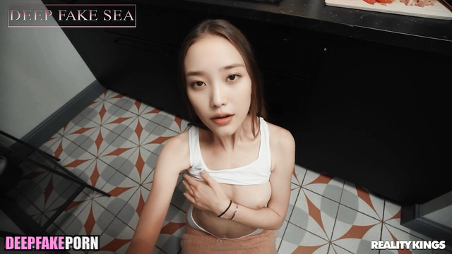 IU celebrity sex - footjob as a prelude // 아이유 딥 페이크 포르노