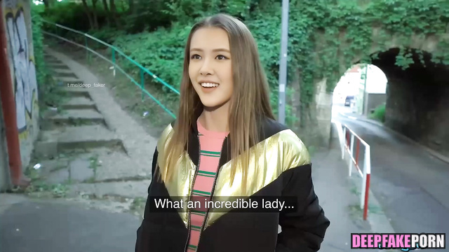 Sexy Rose showed tits for money (right on the street) fakeapp / 로제 블랙핑크