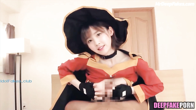 Deepfake sex - Chen Duling rides on dick in costume (陈都灵 智能換臉 性别)