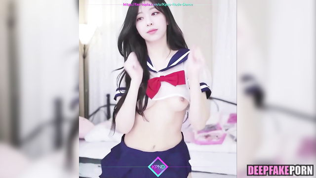 Pretty dancing in schoolgirl form / 유나 있지 Yuna solo fakeapp // [PREMIUM]