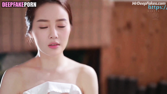 Hot Li Xiaolu enjoyed sex in the spa - real fake // 李小璐 性爱录像带