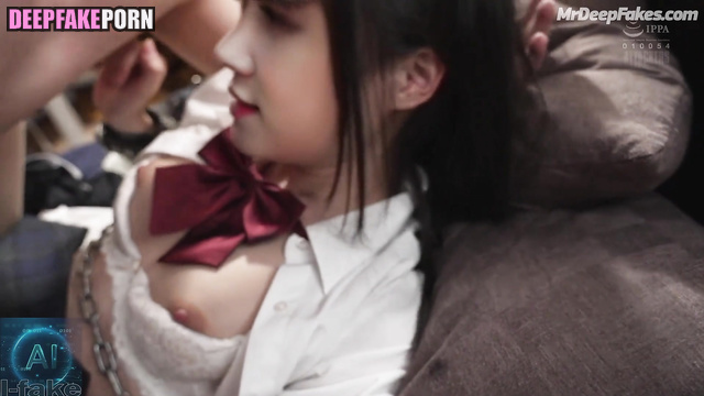 Kpop schoolgirl Yuqi allowed the director to penetrate her (케이팝 송우기)