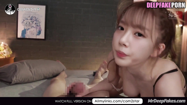 Sexy JiU loves sucking asian cocks - real fake / 지유 드림캐쳐