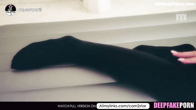 Sex scenes in the dirty toilet, Wonyoung face swap (アイヴ セックステープ)