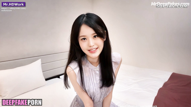 Modest cutie Wonyoung IVE is completely naked (アイヴ 本物の偽物)