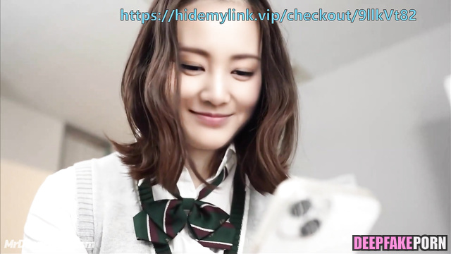 AI 人工知能 李一桐 Li Yitong saw how I look at her and allowed to jerk off