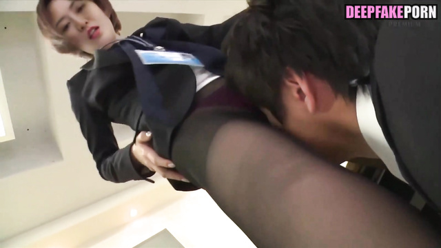 Secretary ordered colleague to make her cunni / A.I. Wang Ou (王鸥 真假) [PREMIUM]