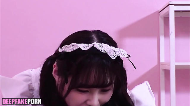 Housemaid made blowjob after room cleaning, fake Jun Hyo-seong (전효성 시크릿)