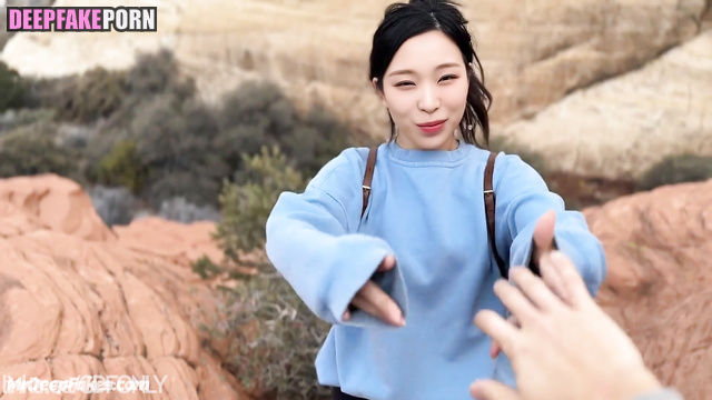 Hot Gahyeon sucks cocks for a free drives - fakeapp (가현 드림캐쳐)