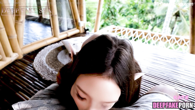 Young brunette making blowjob on holiday, fake Minju / アイズワン アダルトビデオ