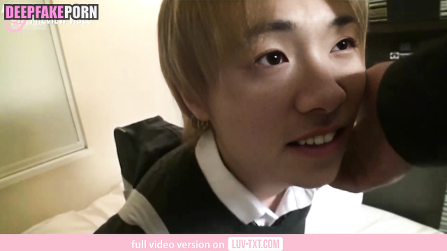 エンハイフン ENHYPEN Shy Korean 韓国語 boy Ni-ki 西村 力 shows off his nice dick