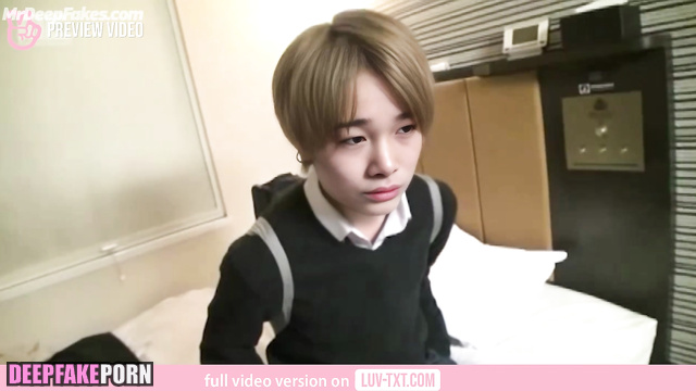 エンハイフン ENHYPEN Shy Korean 韓国語 boy Ni-ki 西村 力 shows off his nice dick
