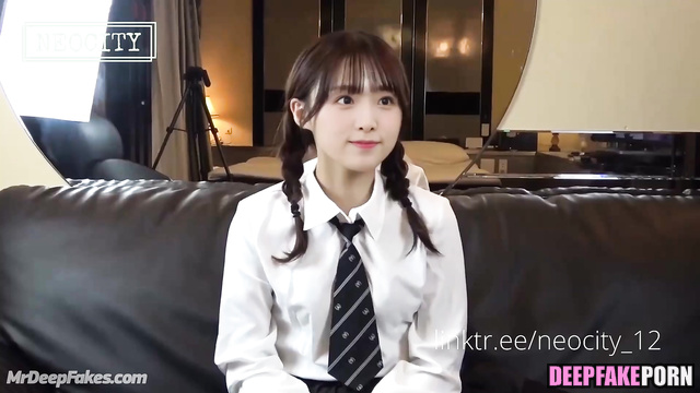 (アイズワン セレブのセックス) sexy schoolgirl is not a virgin, Yena having fun ai