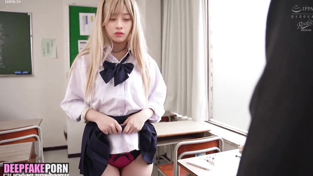 Doggystyle sex with new teacher / Kanna Hashimoto 橋本 環奈 本物の偽物 school porn