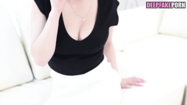 Fuck on the sofa on wedding high heels, fake Yuko Takeuchi 竹内 結子 本物の偽物