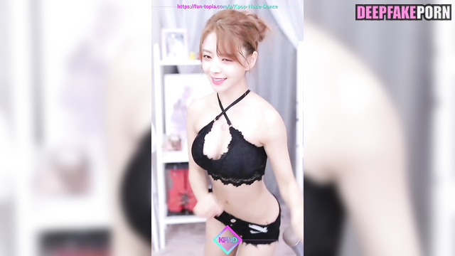 유나 있지 Yuna hot celebrity dance - babe adores having fun on webcam, ai [PREMIUM]