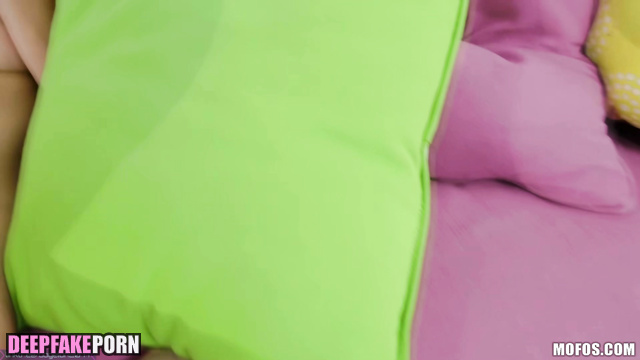 アイヴ ディープフェイクビデオ tiny Rei spinning on a big cock / cool fake porn [PREMIUM]