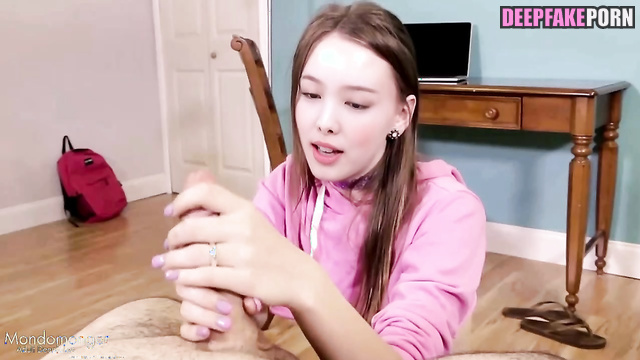 Shy korean babe making her first handjob / トゥワイス ディープフェイクビデオ Nayeon [PREMIUM]