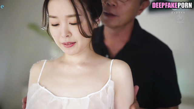 Mature lover making her erotic massage - Song Yi deepfake video 宋轶 名人性爱