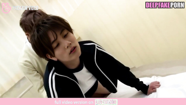 Lovely gay porn with Jeonghan (he loves in doggystyle) / 정한 세븐틴