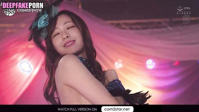 Group sex scene 섹스 장면 with Yuna showing all of her sexuality 유나 ITZY 있지