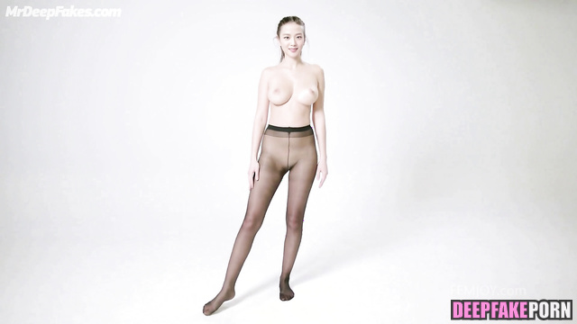 Topless Jisoo (지수 블랙핑크) smiling and dreaming about your cock, fakeapp